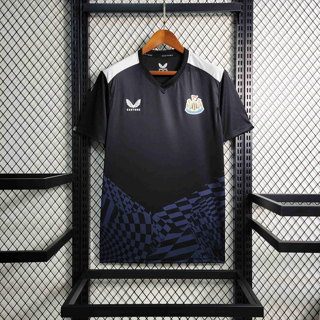 Newcastle United 23-24 Black Training Jersey - Fans Version